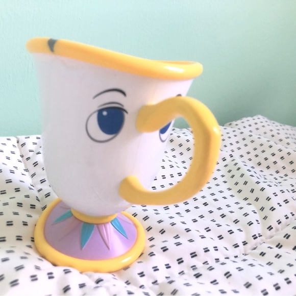 SOLD Disney’s Beauty and the Beast Chip Cup 6oz - Picture 2 of 4